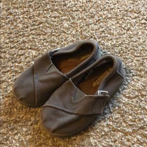 Tiny Toms Classic Gray Sneaker size T8